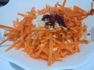 Korėjietiškos morkos su aštriu padažu Žingsnis 4