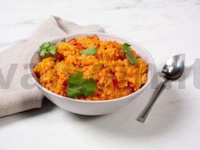 Raudonas ryžiai su pomidorų pasta pagrindine nuotrauka