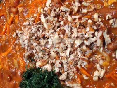 Lobio iš konservuotų pupelių ir graikinių riešutų Žingsnis 5