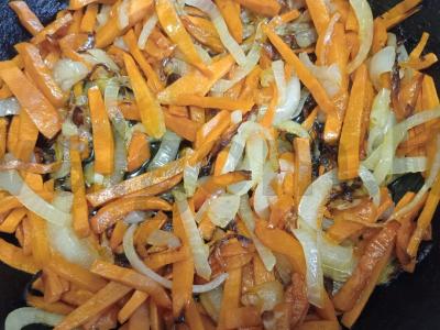 Plovas su kiauliena ir basmati ryžiais Žingsnis 2