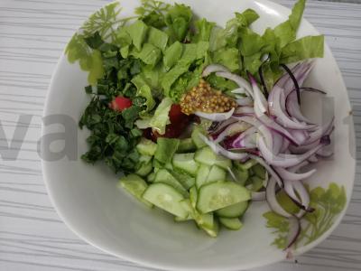 Vasaros daržovių salotas per 10 minučių Žingsnis 3