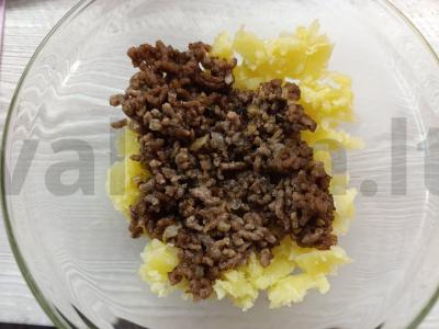 Bulvės su faršu ir sūriu Žingsnis 4