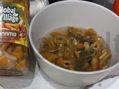 Grybų ritinys „Rudens kelmas“ Žingsnis 1