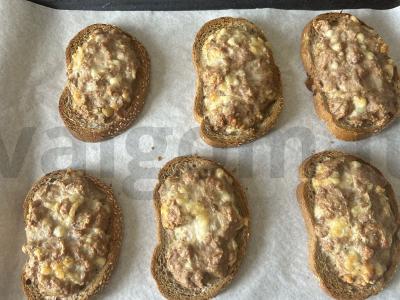 Pica-sumuštinis su kalakutiena ir sūriu pagrindine nuotrauka