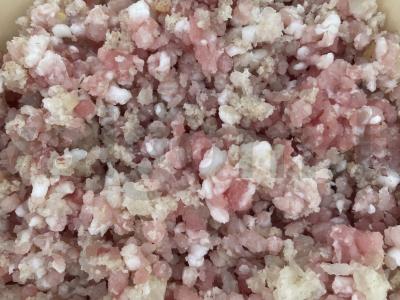 Kotletas „Švelnus“ iš faršo su pomidoru Žingsnis 1