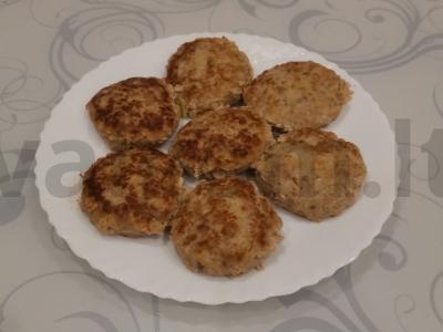 Kotletai su cukinija pagrindine nuotrauka