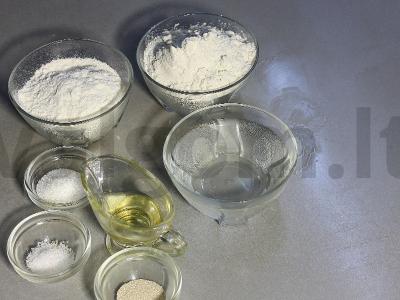 Klasikinė pica „Margherita“ Žingsnis 1