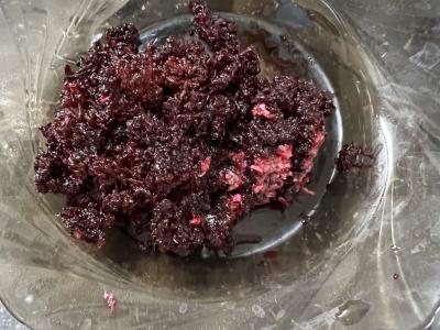 Burokėlių salotas su moliūgų sėklomis Žingsnis 2