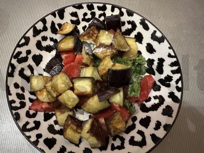 Salotas su traškiais baklažanais ir varškės sūriu Žingsnis 5