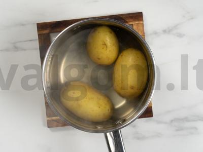 Marinuotų grybų salotos Žingsnis 1