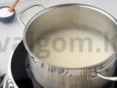 Pyragas su ryžiais, moliūgu ir razinomis Žingsnis 1