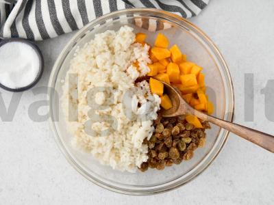 Pyragas su ryžiais, moliūgu ir razinomis Žingsnis 4