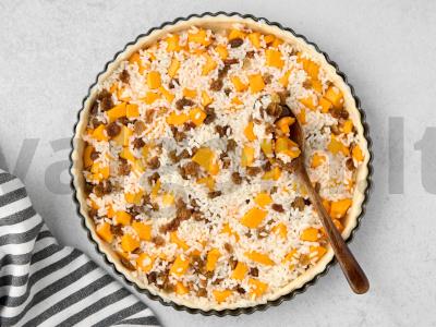 Pyragas su ryžiais, moliūgu ir razinomis Žingsnis 6