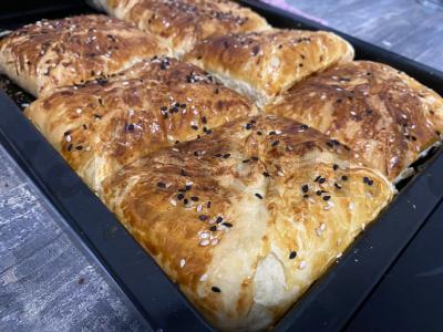 Greiti pyragėliai su bulvėmis ir sezamu pagrindine nuotrauka