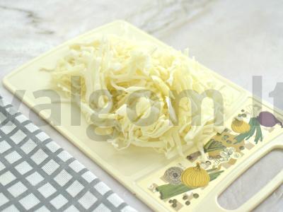 Vegetariškas boršas su džiovintais slyvomis Žingsnis 3