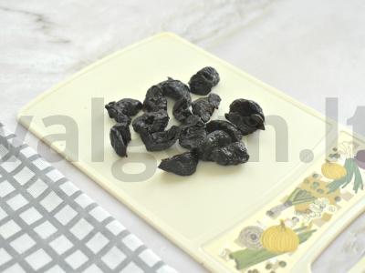 Vegetariškas boršas su džiovintais slyvomis Žingsnis 8