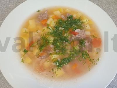 Sūris su marinuotais pomidorais ir jautienos kukuliais pagrindine nuotrauka