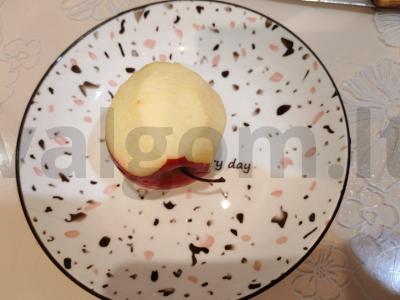 Sluoksniuotas salotas su rūkytomis vištienos krūtinėlėmis Žingsnis 12