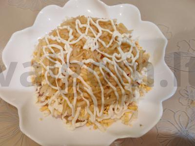 Sluoksniuotas salotas su rūkytomis vištienos krūtinėlėmis Žingsnis 15