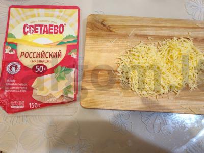 Sluoksniuotas salotas su rūkytomis vištienos krūtinėlėmis Žingsnis 16