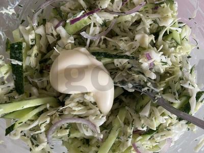 Kopūstų salotas su krapais „Lengvas“ Žingsnis 5