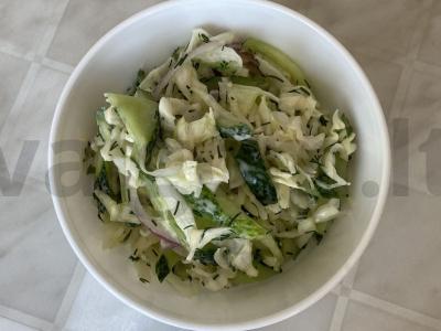 Kopūstų salotas su krapais „Lengvas“ pagrindine nuotrauka