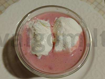 Braškinių milkshake'as Žingsnis 3