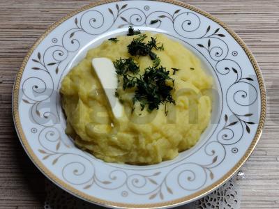 Bulvių košė su žolelėmis „Švelni“ pagrindine nuotrauka