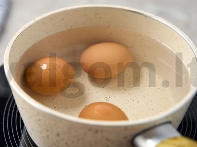 Salotas kovo 8-ąją Žingsnis 2