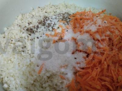 Skani rauginta kopūstai su morkomis Žingsnis 2