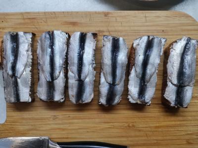 Sumuštiniai su silkių užkandžiais Žingsnis 4