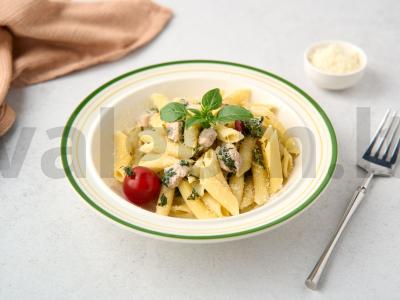 Makaronai su špinatais pagrindine nuotrauka