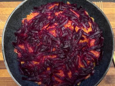 „Nauja“ silkių salotos po kailiu Žingsnis 5