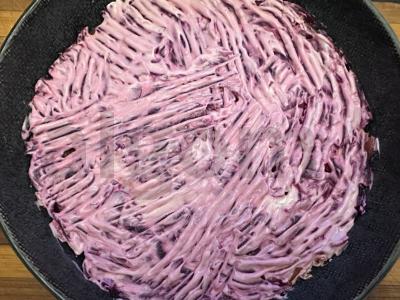 „Nauja“ silkių salotos po kailiu Žingsnis 6