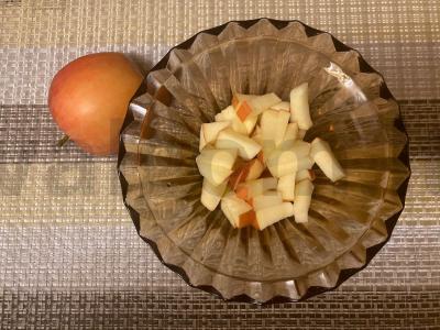 Vaisių salotas „Rūgštelė“ su medaus-imbiro padažu Žingsnis 1