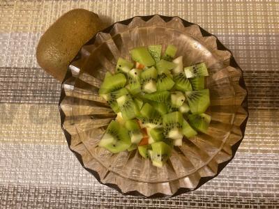 Vaisių salotas „Rūgštelė“ su medaus-imbiro padažu Žingsnis 2