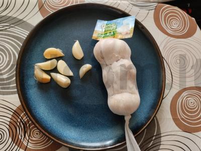 Spagečiai „Sotūs“ su bekonu ir lydytu sūriu grietinėlėje Žingsnis 1