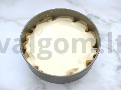 Šarlotė su bananas orkaitėje Žingsnis 6