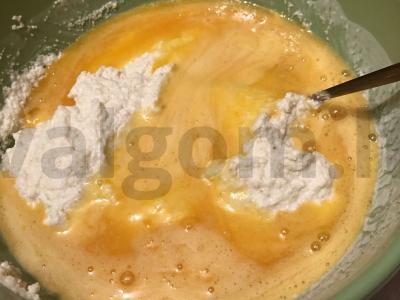 Manų pyragas su kefyru Žingsnis 7