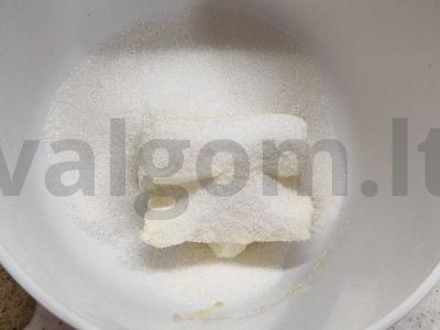 Imbieriniai naujametiniai sausainiai Žingsnis 2