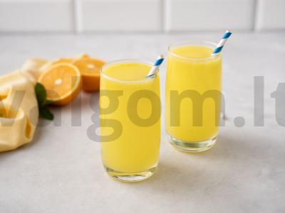 Šaldytų apelsinų sultys pagrindine nuotrauka