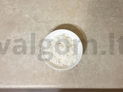 Salotos su nori jūros dumbliais ir ryžiais Žingsnis 1