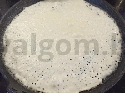 Blynai su varškės sūriu ir mėlynėmis Žingsnis 4