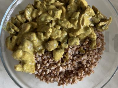 Kari grybai su grikių koše Žingsnis 5