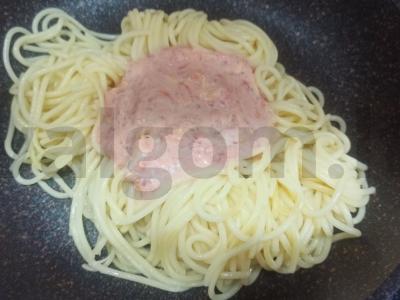 Spagečiai su padažu Žingsnis 4