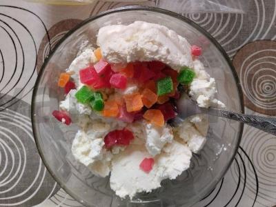 Ryškūs varškėčiai su stevija ir cukatais Žingsnis 1