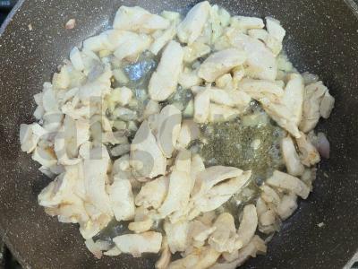 Vištienos filė su havajų mišiniu keptuvėje Žingsnis 2