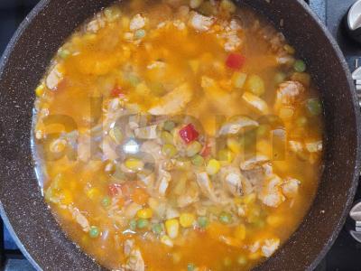 Vištienos filė su havajų mišiniu keptuvėje Žingsnis 5