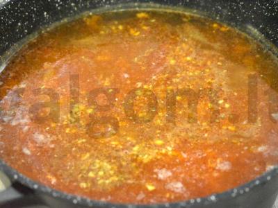 Šči su mėsos sultiniu ir marinuotais agurkais Žingsnis 6