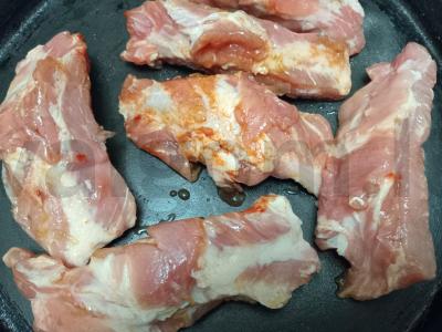 Kepti aštrūs kiaulienos šonkauliai Žingsnis 3